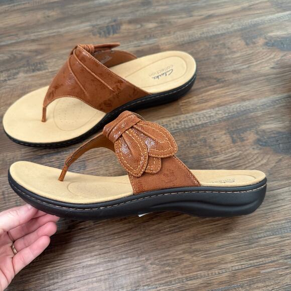 Clarks Laurieann Rae size US 12 W brown thong sandals NEW adjustable strap - Picture 10 of 13